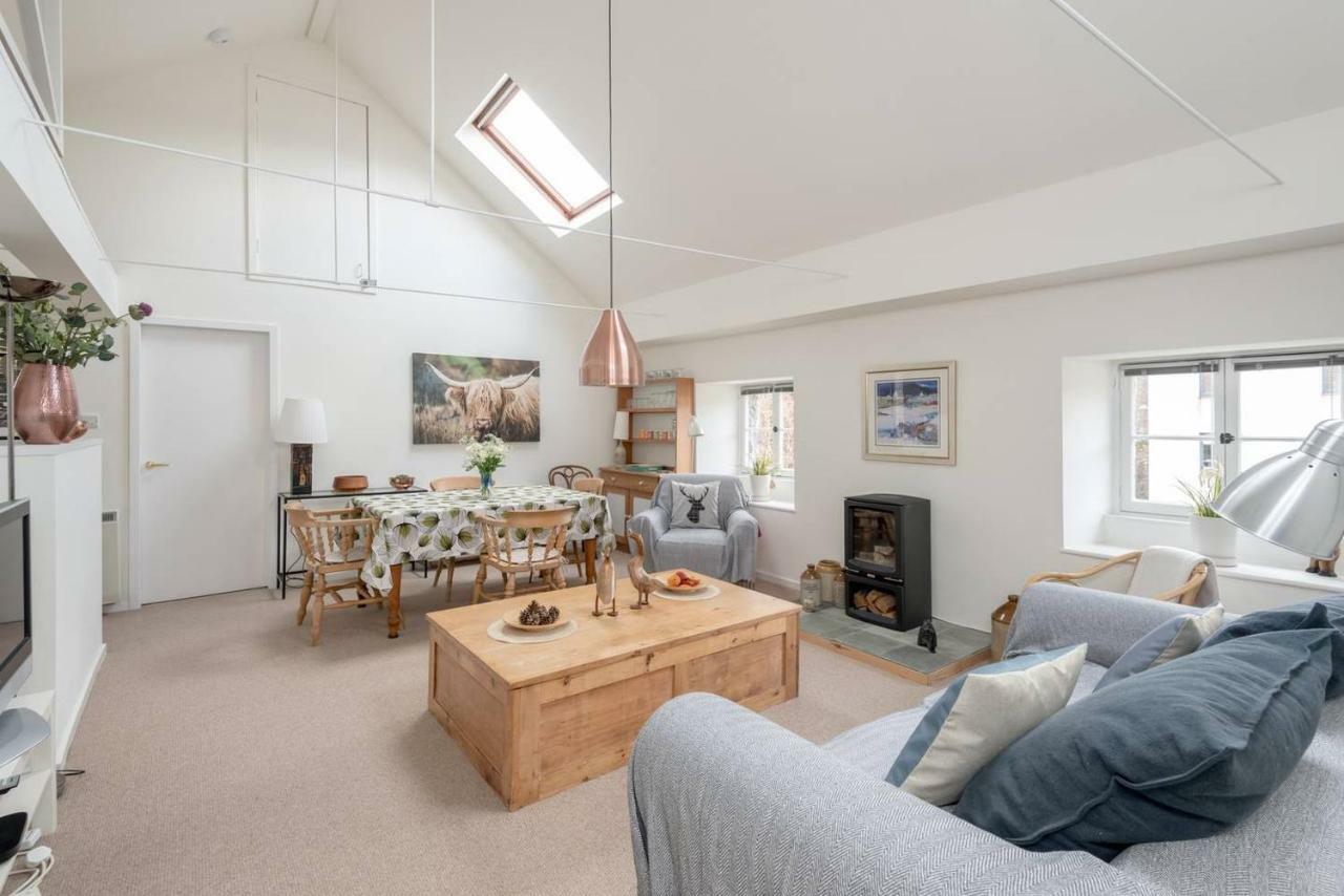 Joivy Loft At The Brewery With Free Parking Apartment Edinburgh Bagian luar foto