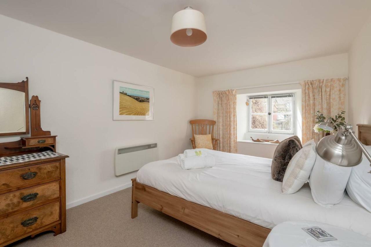 Joivy Loft At The Brewery With Free Parking Apartment Edinburgh Bagian luar foto